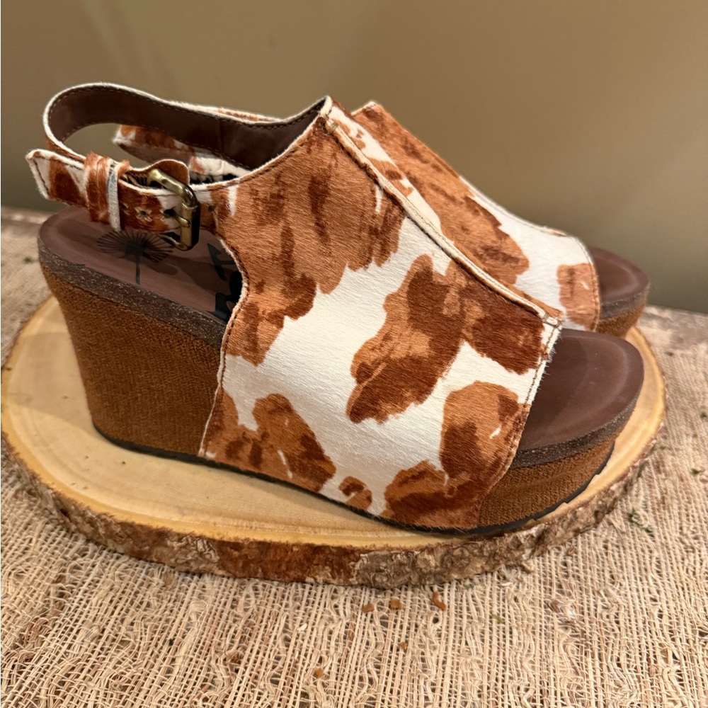 OTBT Jaunt Slingback Wedge Sandals Cow Print Calf Hair White & Brown sz-8‎ - Picture 4 of 10